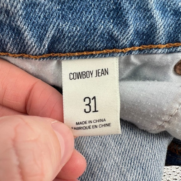 Urban Outfitters BDG Women 31 High Waisted Distressed Cowboy Jean Light Wash‎ - Picture 8 of 10